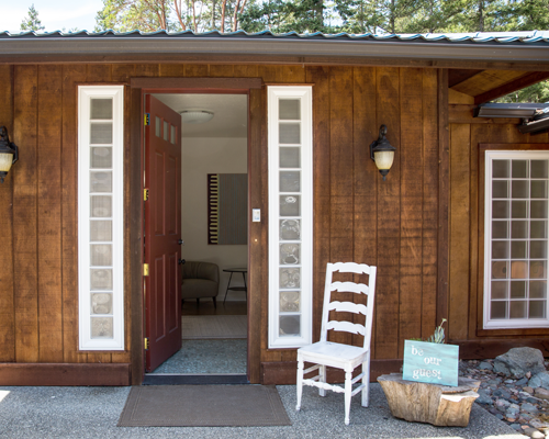 forest path inn